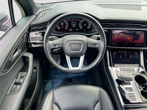 Used 2025 Audi Q7 3.0T Premium Plus AWD/4WD image 23