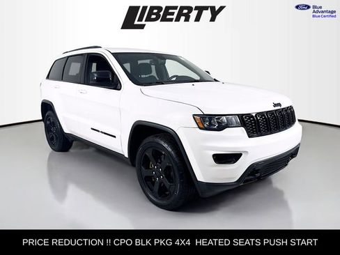 Used 2019 Jeep Grand Cherokee Laredo image 1