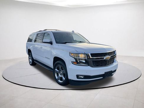 Used 2020 Chevrolet Suburban LT image 1