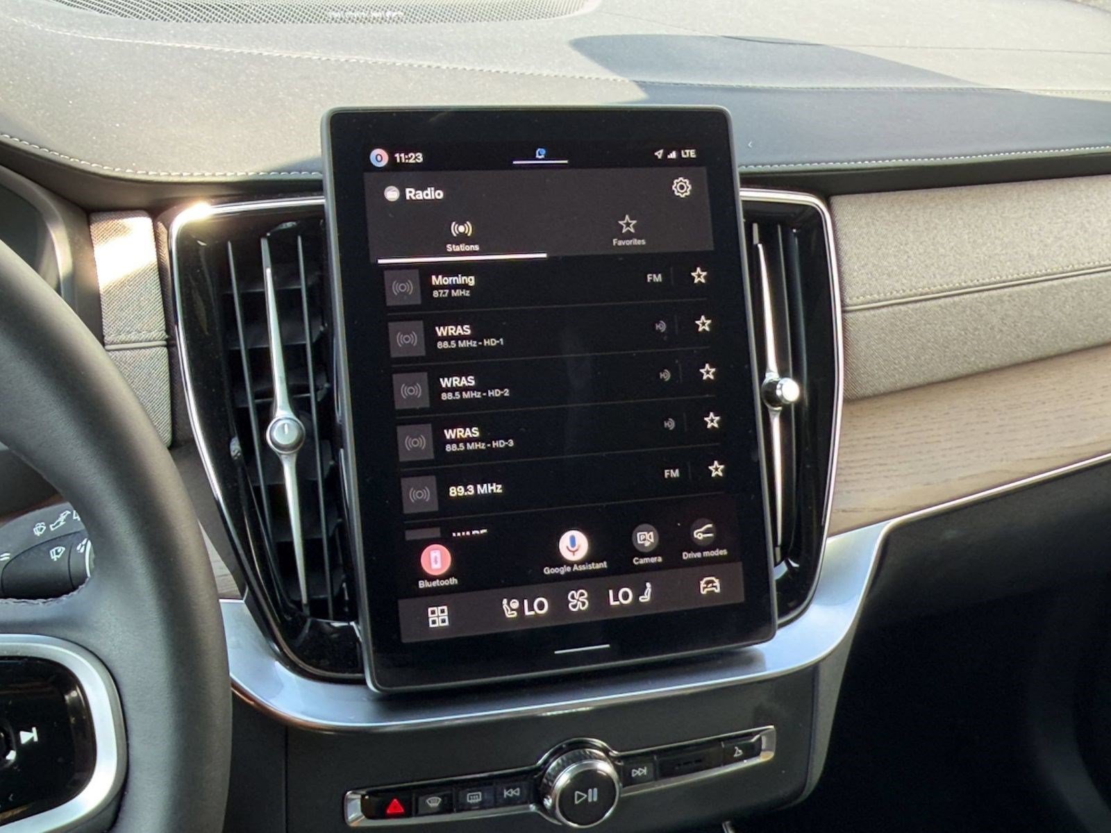 Certified 2026 Volvo XC90 B6 Plus AWD/4WD image 20