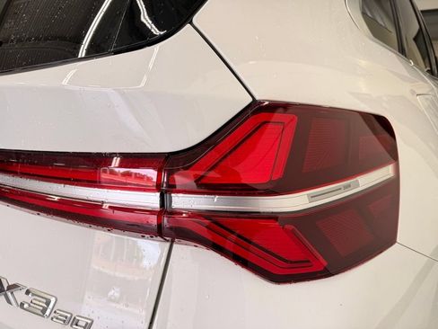 Used 2025 BMW X3 xDrive30i w/ Convenience Package AWD/4WD image 5
