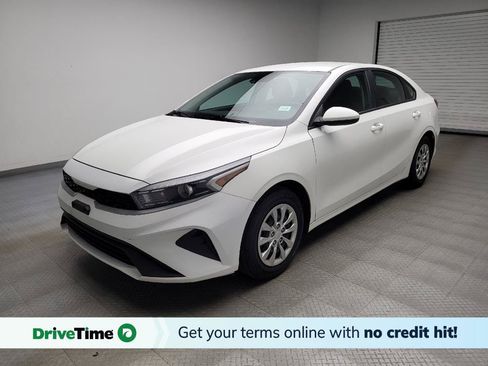 Used 2023 Kia Forte LX FWD image 1