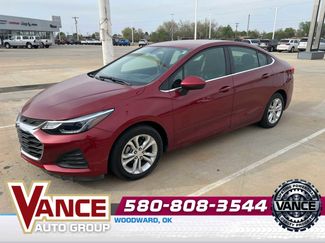 Used 2019 Chevrolet Cruze LT video 1