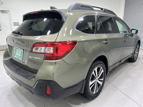 Used 2019 Subaru Outback 2.5i Limited image 8