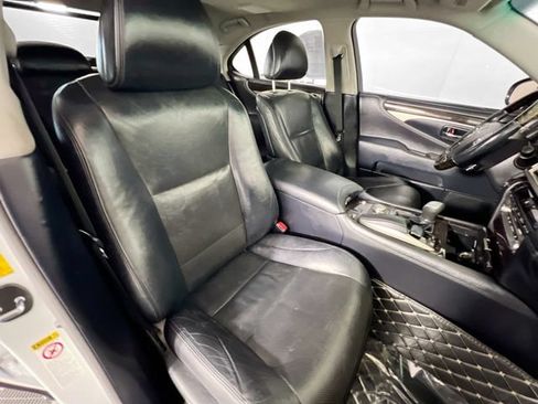 Used 2014 Lexus LS 460 AWD w/ Comfort Package image 21