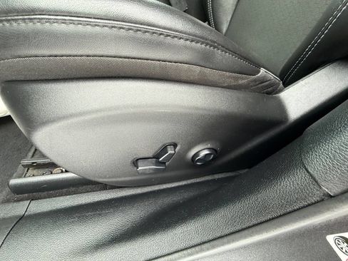 Used 2021 Jeep Cherokee Latitude Plus image 17