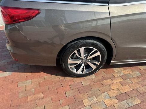 Used 2022 Honda Odyssey Touring image 15