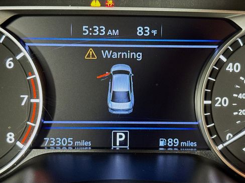 Used 2023 Nissan Altima 2.5 SV FWD image 15