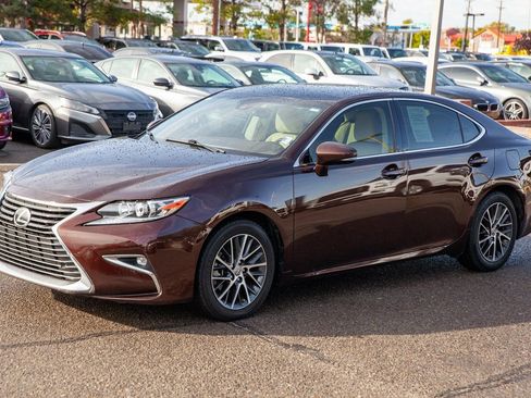 Used 2017 Lexus ES 350 image 9