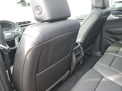 Certified 2022 Cadillac XT5 Premium Luxury image 10