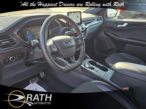 Used 2024 Ford Escape ST-Line image 10