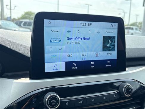 Used 2020 Ford Escape SE image 13