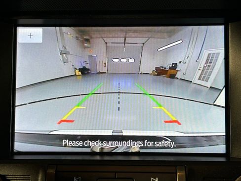 Used 2022 Ford Mustang Shelby GT500 w/ Technology Package image 19