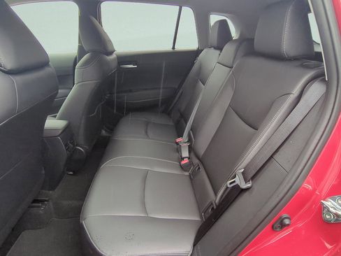 Used 2023 Toyota Corolla Cross XLE w/ Convenience Package FWD image 13