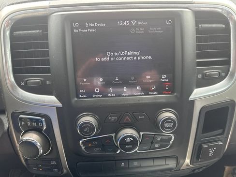 Used 2019 RAM 1500 Classic SLT AWD/4WD image 6