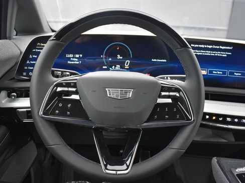 New 2026 Cadillac Optiq Sport 2 image 15