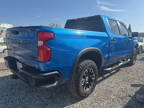 Used 2024 Chevrolet Silverado 1500 ZR2 w/ Technology Package image 3