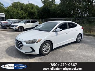 Used 2017 Hyundai Elantra SE FWD video 1