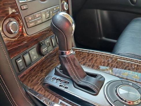 Used 2018 Nissan Armada SL w/ Premium Package image 14