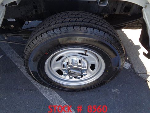 Used 2021 Ford F250 XL w/ Power Equipment Group RWD image 21