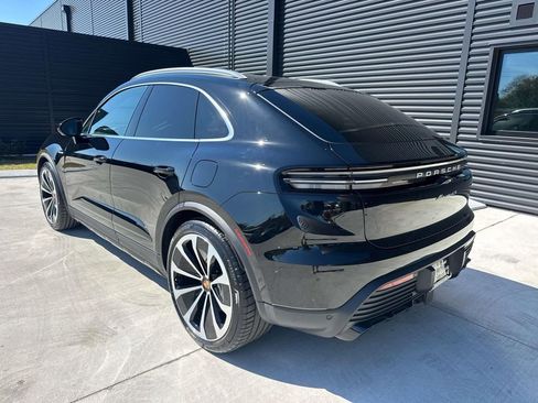 New 2025 Porsche Macan 4S Electric AWD/4WD image 3