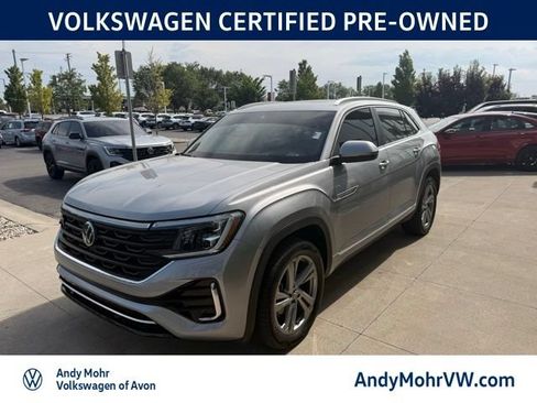 Used 2024 Volkswagen Atlas Cross Sport SEL R-Line AWD/4WD image 3