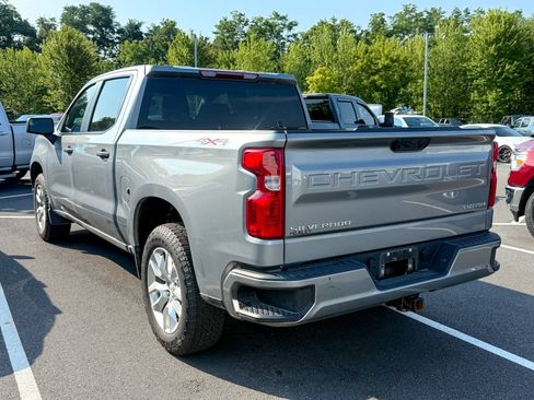 Used 2024 Chevrolet Silverado 1500 Custom AWD/4WD image 4