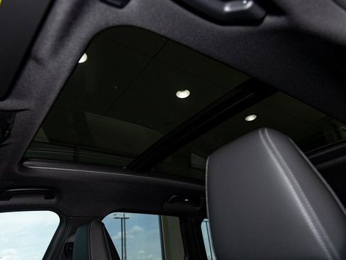 New 2025 BMW X1 xDrive28i w/ Premium Package image 21