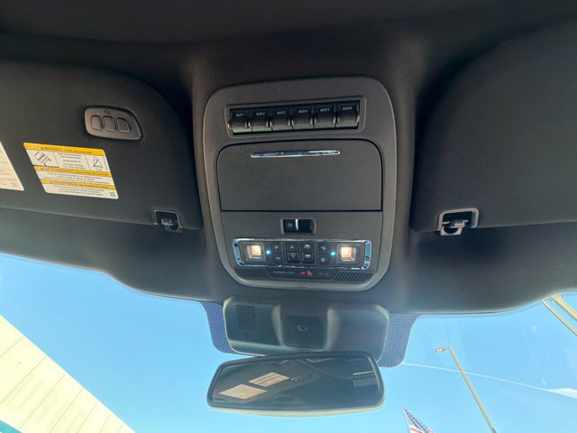 Used 2025 Ford F150 Raptor AWD/4WD image 47