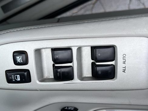 Used 2005 Lexus RX 330 AWD image 19