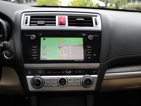 Used 2015 Subaru Outback 2.5i Limited AWD/4WD image 30