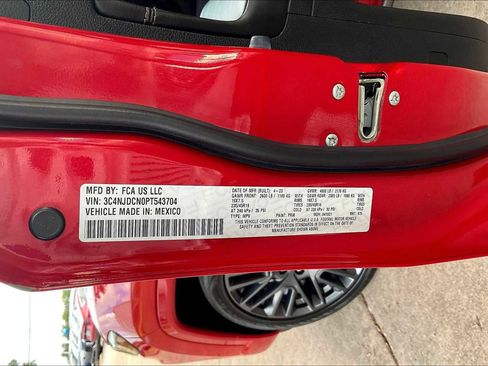 Used 2023 Jeep Compass Limited image 98