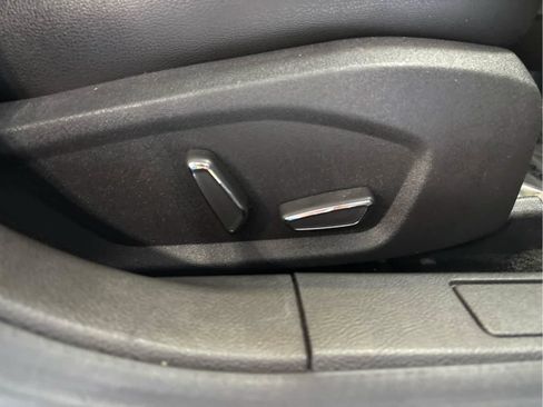 Used 2016 Ford Fusion SE w/ Equipment Group 202A AWD/4WD image 40