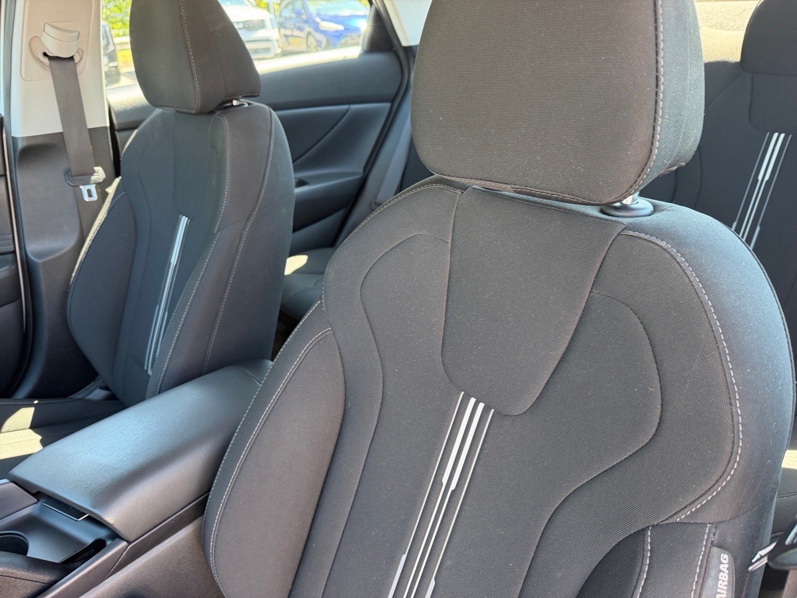 Used 2023 Hyundai Elantra SEL w/ Cargo Package FWD image 16