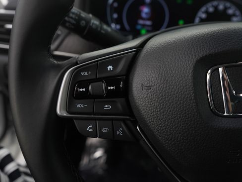 Used 2020 Honda Accord EX-L image 24