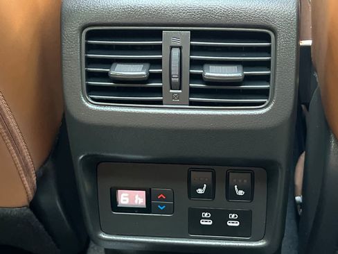 New 2026 Nissan Rogue Platinum image 14