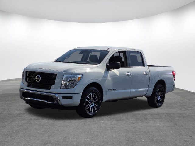 Used 2021 Nissan Titan SV RWD image 7