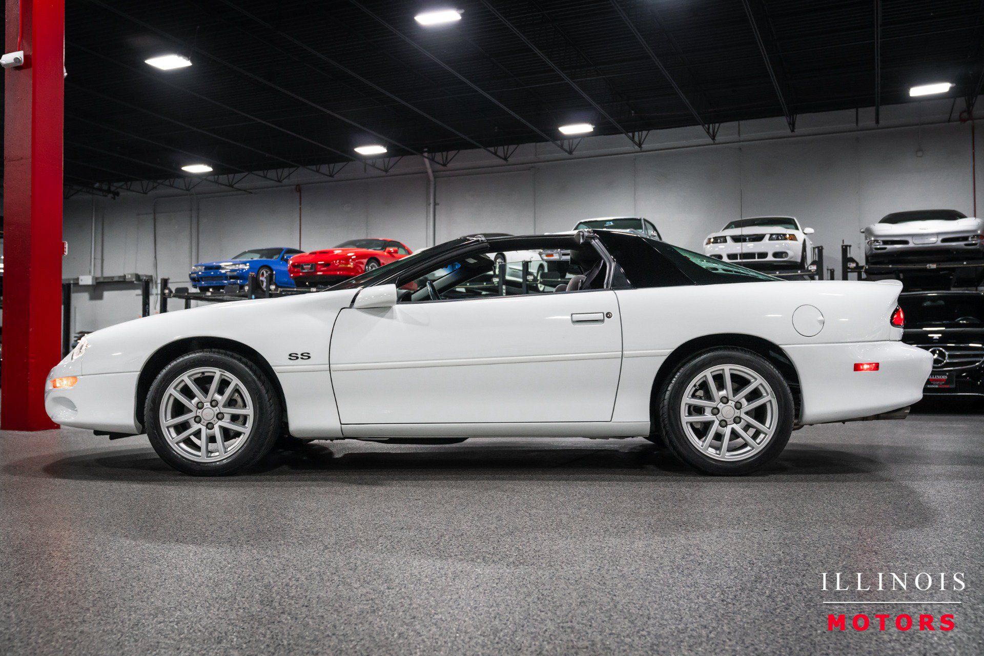 Used 2000 Chevrolet Camaro Z28 w/ SS Performance/Appearance Pkg RWD image 2