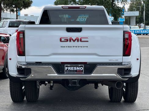New 2026 GMC Sierra 3500 SLE AWD/4WD image 5