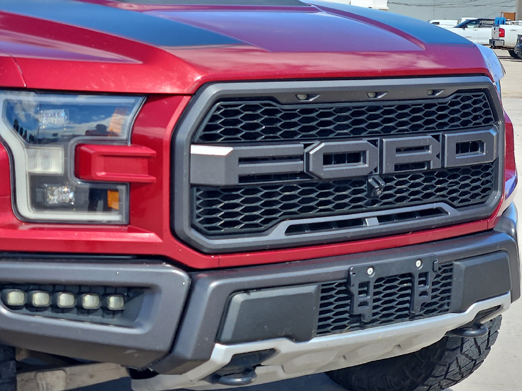 Used 2019 Ford F150 Raptor w/ Equipment Group 802A Luxury AWD/4WD image 7