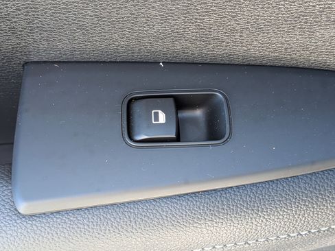 Used 2023 Kia Forte GT-Line w/ GT-Line Premium Package FWD image 31