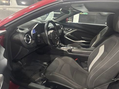 Used 2023 Chevrolet Camaro LT RWD image 13