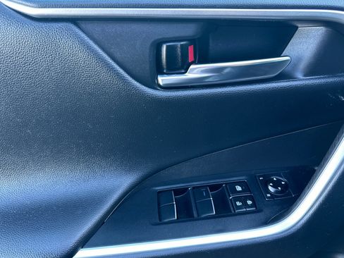 Used 2021 Toyota RAV4 XSE image 11