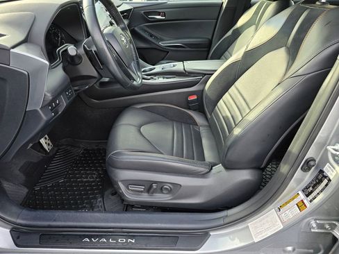 Used 2021 Toyota Avalon XSE image 23