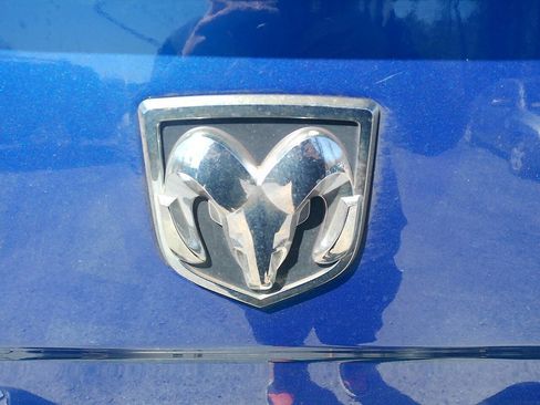 Used 2014 RAM 3500 Tradesman w/ Chrome Appearance Group image 16