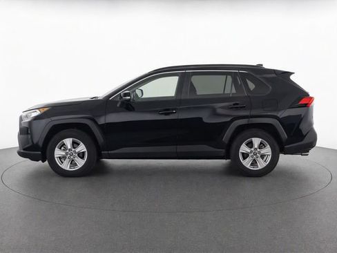 Used 2020 Toyota RAV4 XLE w/ Convenience Package AWD/4WD image 6