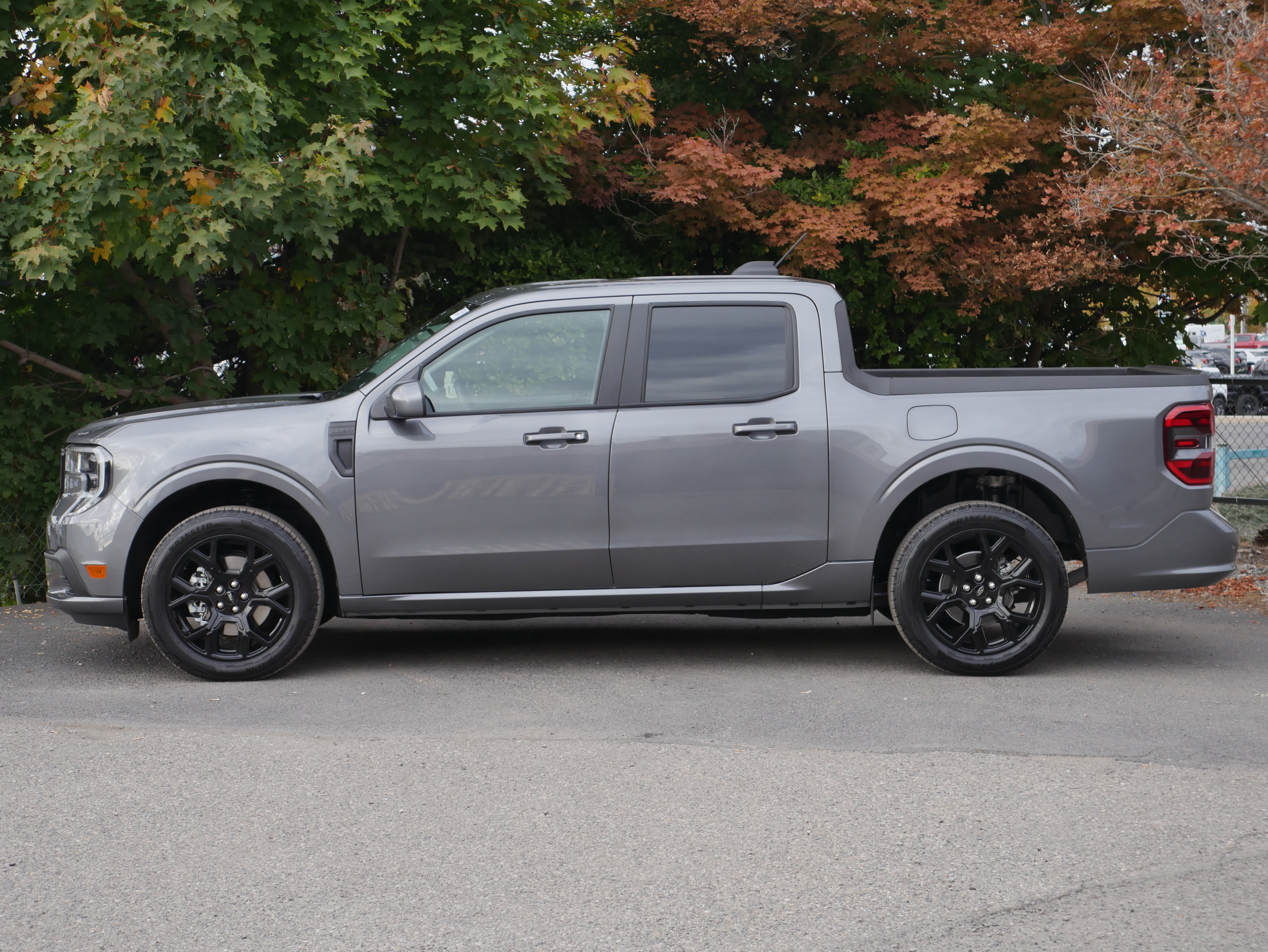 Used 2025 Ford Maverick Lobo AWD/4WD image 14