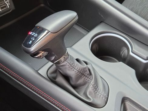 Used 2025 Dodge Durango GT RWD image 34