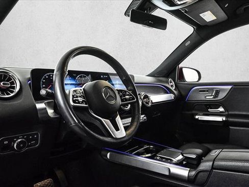 Certified 2021 Mercedes-Benz GLB 250 4MATIC image 10