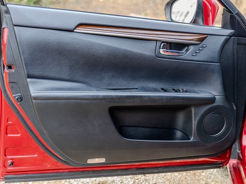 Used 2013 Lexus ES 350 image 28